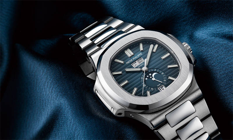 朗格Lange 1 Time Zone两地时间手表新增专卖店限定铂金银灰面