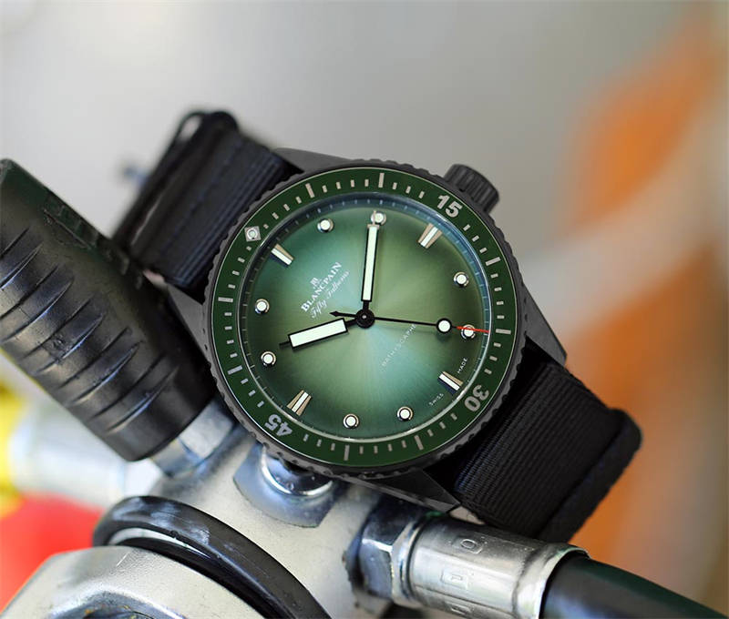 我迷上了PatekPhilippe百达翡丽